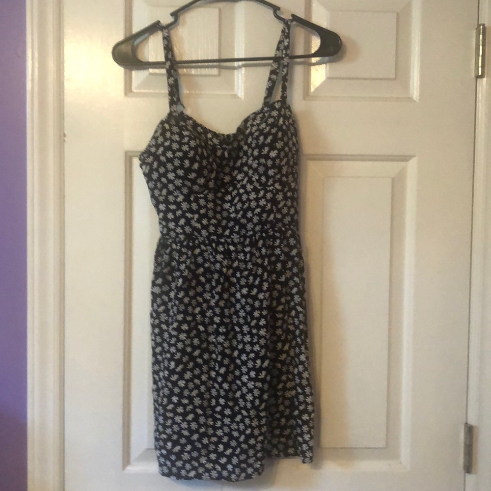 cute sundress!